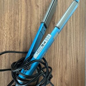 Babyliss Nano Titanium Hair Straightener